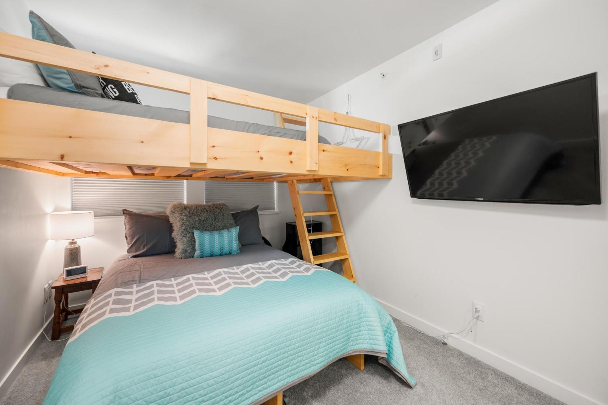 Stoney Creek Northstar By Whistler Premier Apartment Bagian luar foto