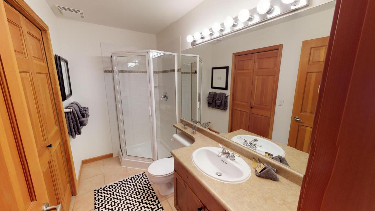 Stoney Creek Northstar By Whistler Premier Apartment Bagian luar foto